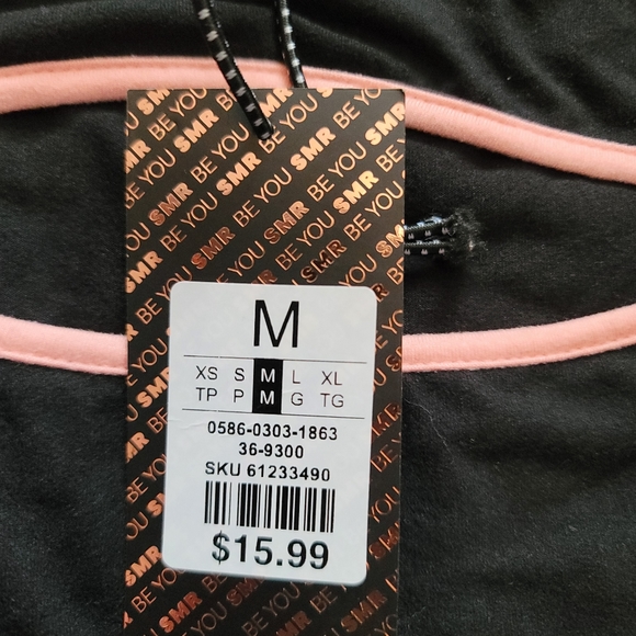 Athletic Long Sleeve Crop Top - NWT - Picture 5 of 6